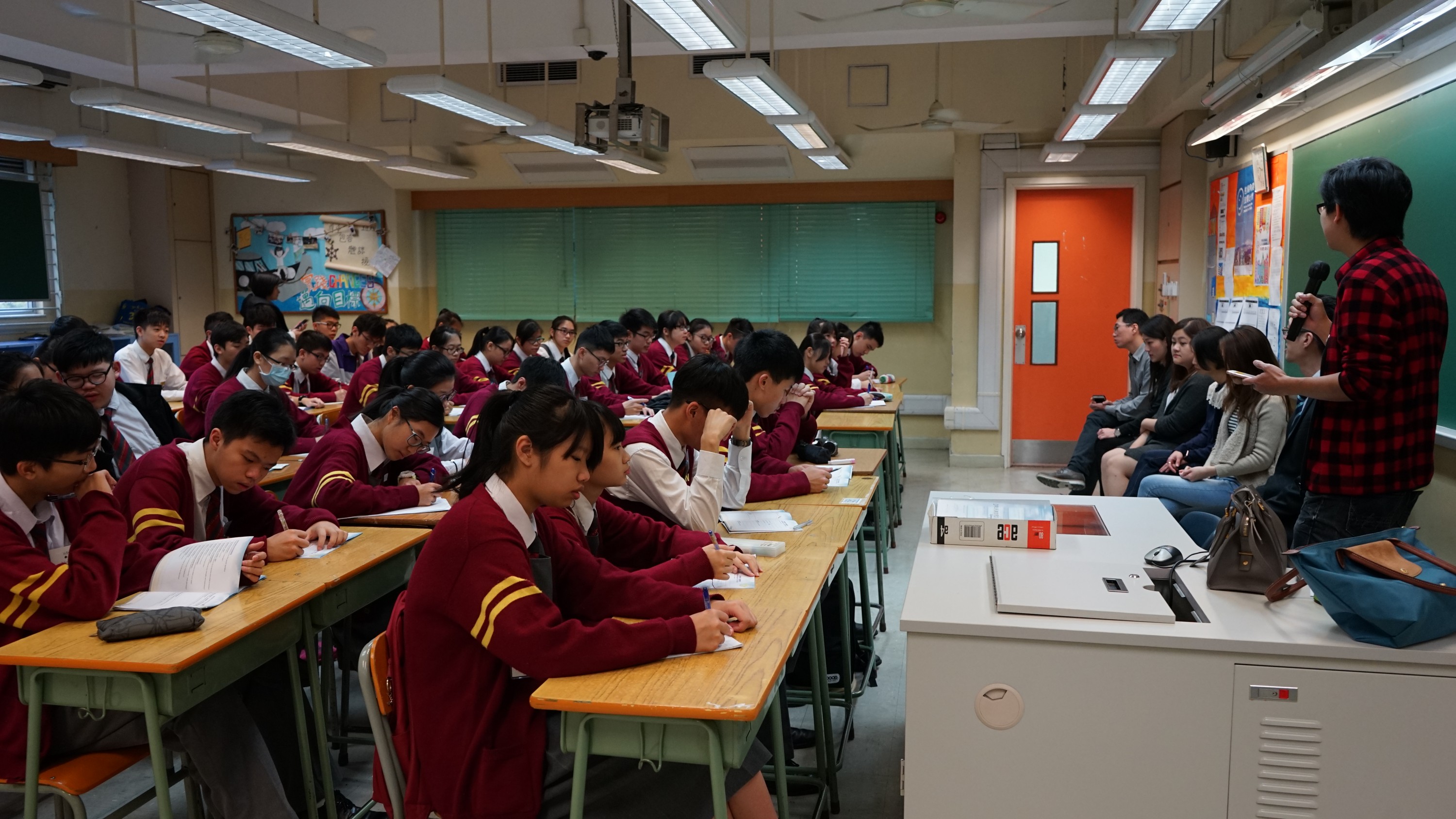 乐善堂梁植伟纪念中学 | 校园动态>商校家长计划>工作坊